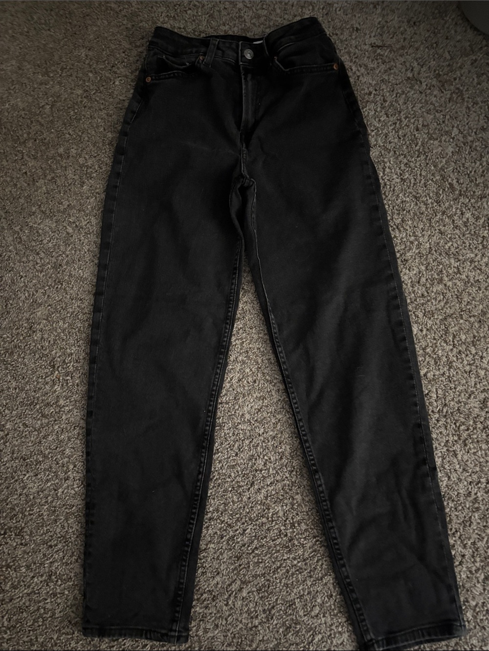 Divided Black High-Waist Jeans